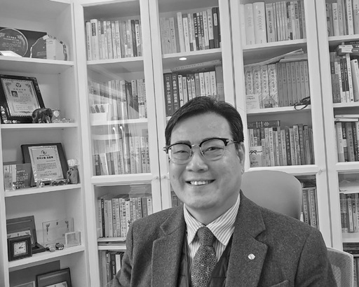 최원현